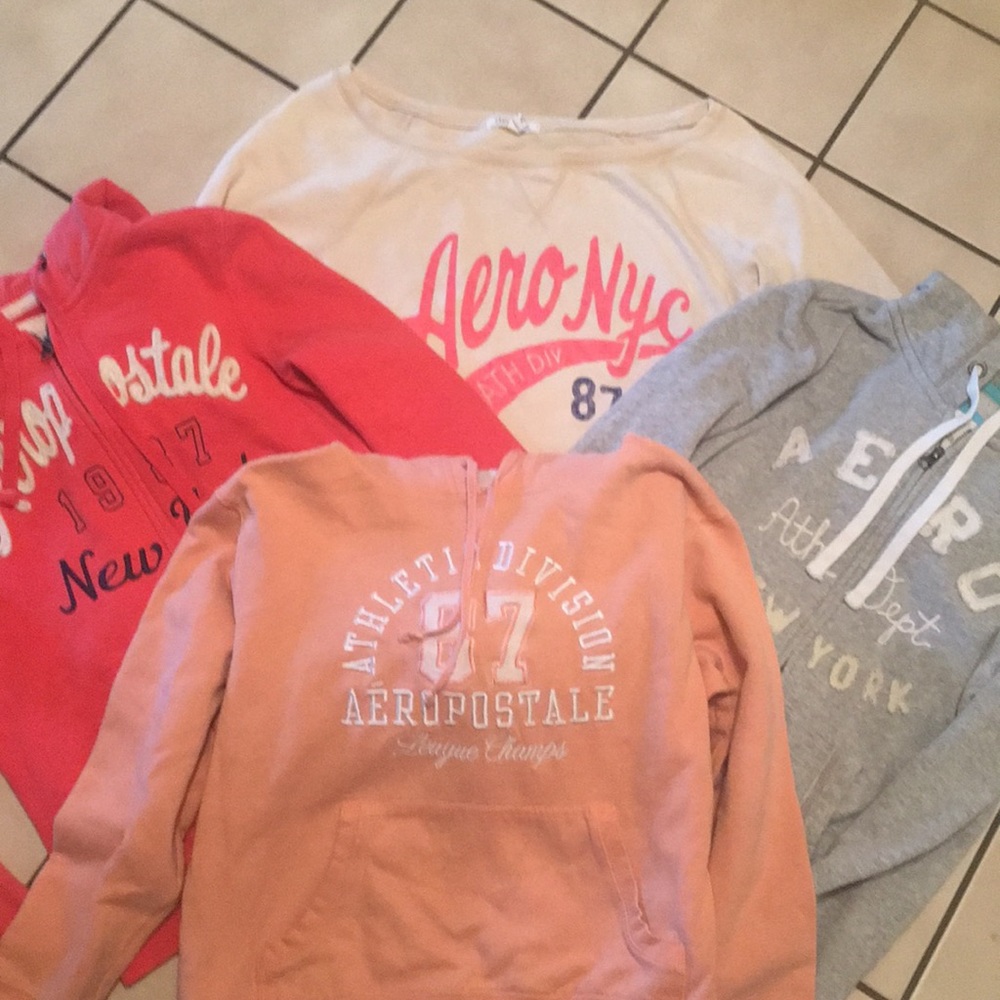 ❗️SOLD❗️Aeropostale bundle of 4 hoodies